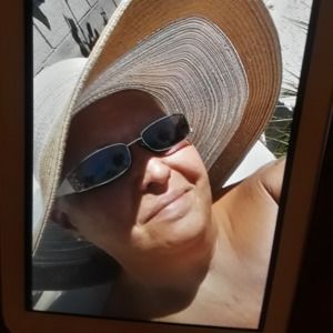 Meet your Posher, Pamela